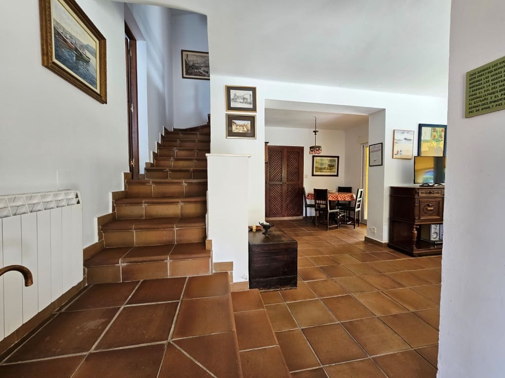 4 soveværelse Villa til salg i Colunga - € 670.000 (Ref: 7713807)