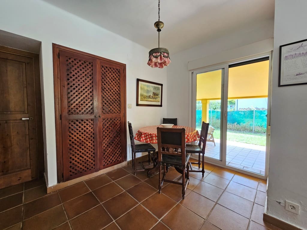 4 soveværelse Villa til salg i Colunga - € 670.000 (Ref: 7713807)