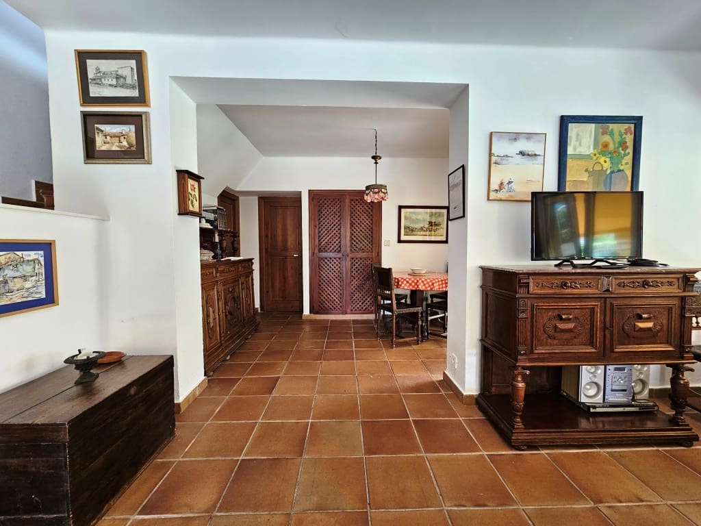 4 soveværelse Villa til salg i Colunga - € 670.000 (Ref: 7713807)