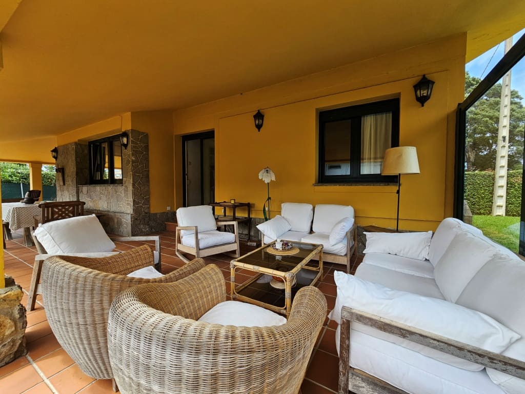 4 soveværelse Villa til salg i Colunga - € 670.000 (Ref: 7713807)