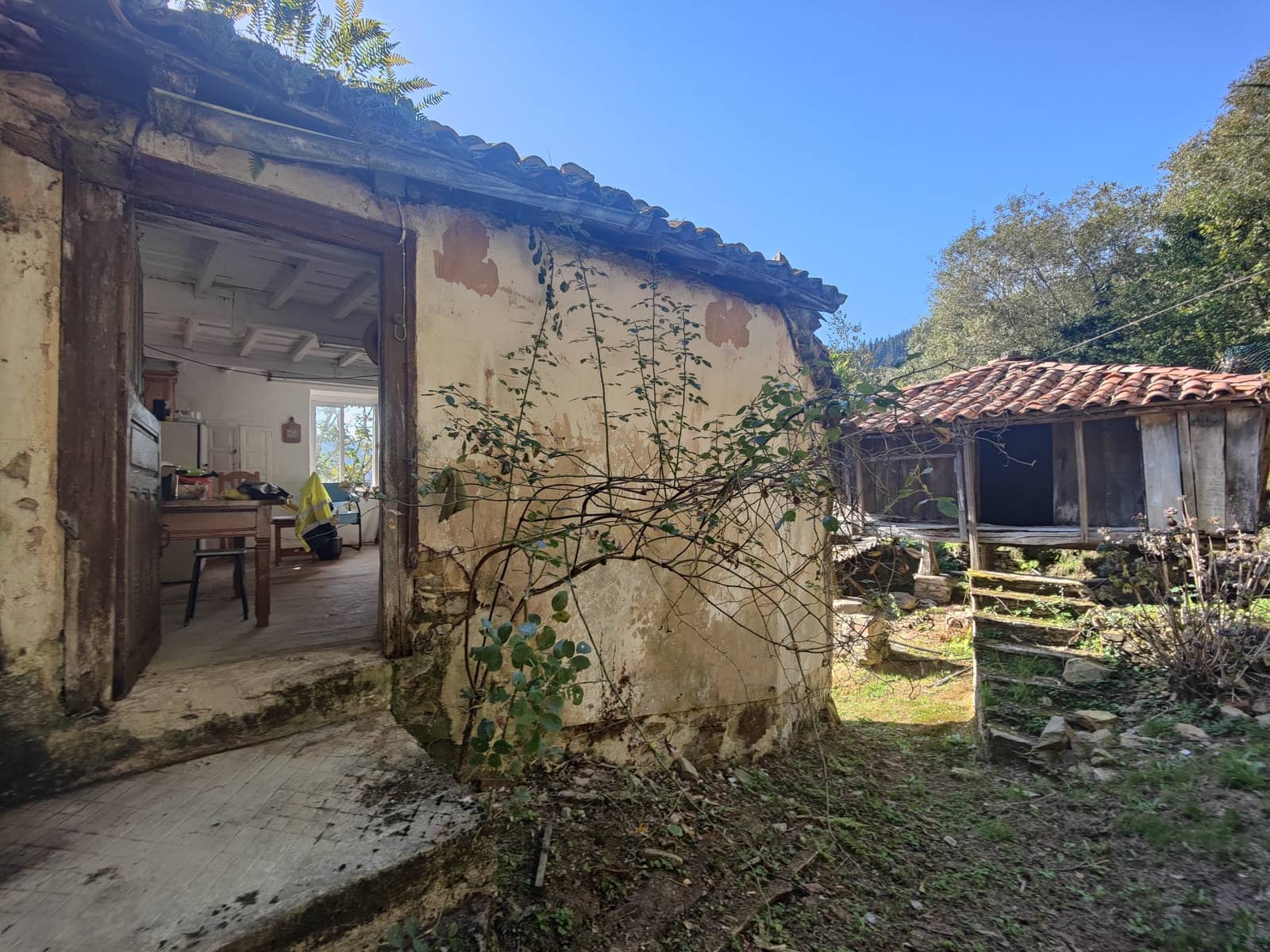2 slaapkamer Finca/Landhuis te koop in Cudillero - € 50.000 (Ref: 7982330)