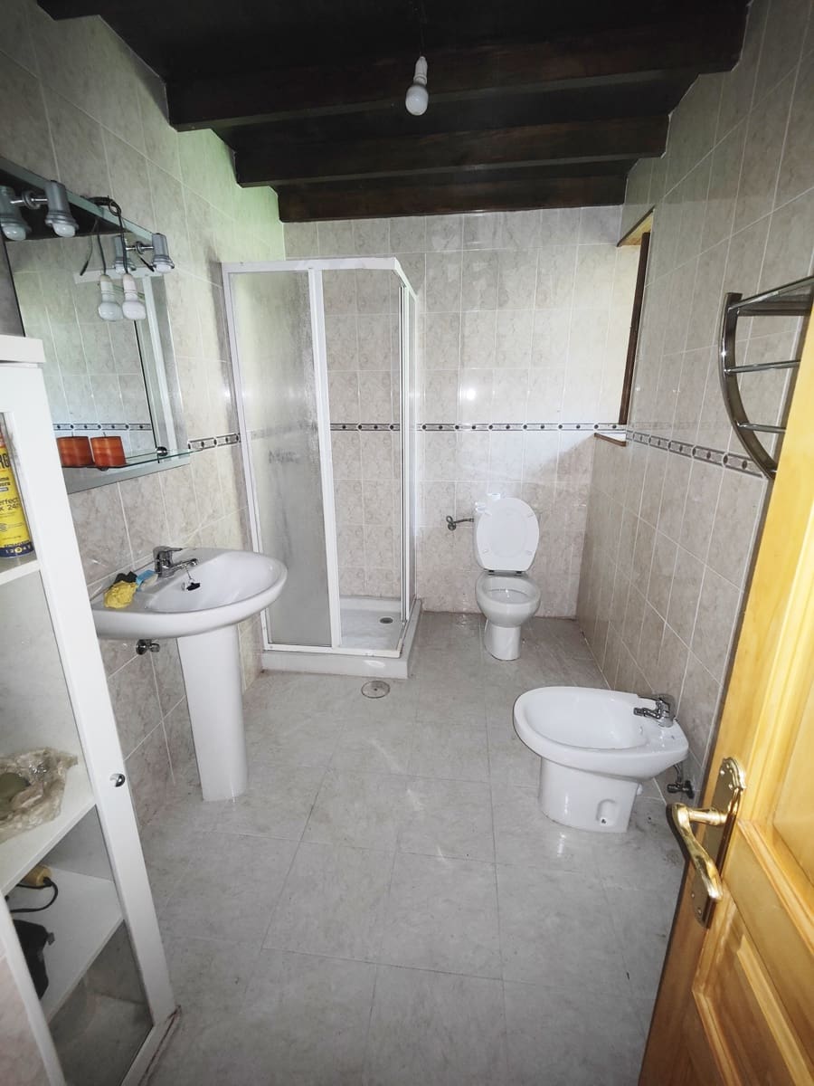 2 slaapkamer Finca/Landhuis te koop in Cudillero - € 50.000 (Ref: 7982330)