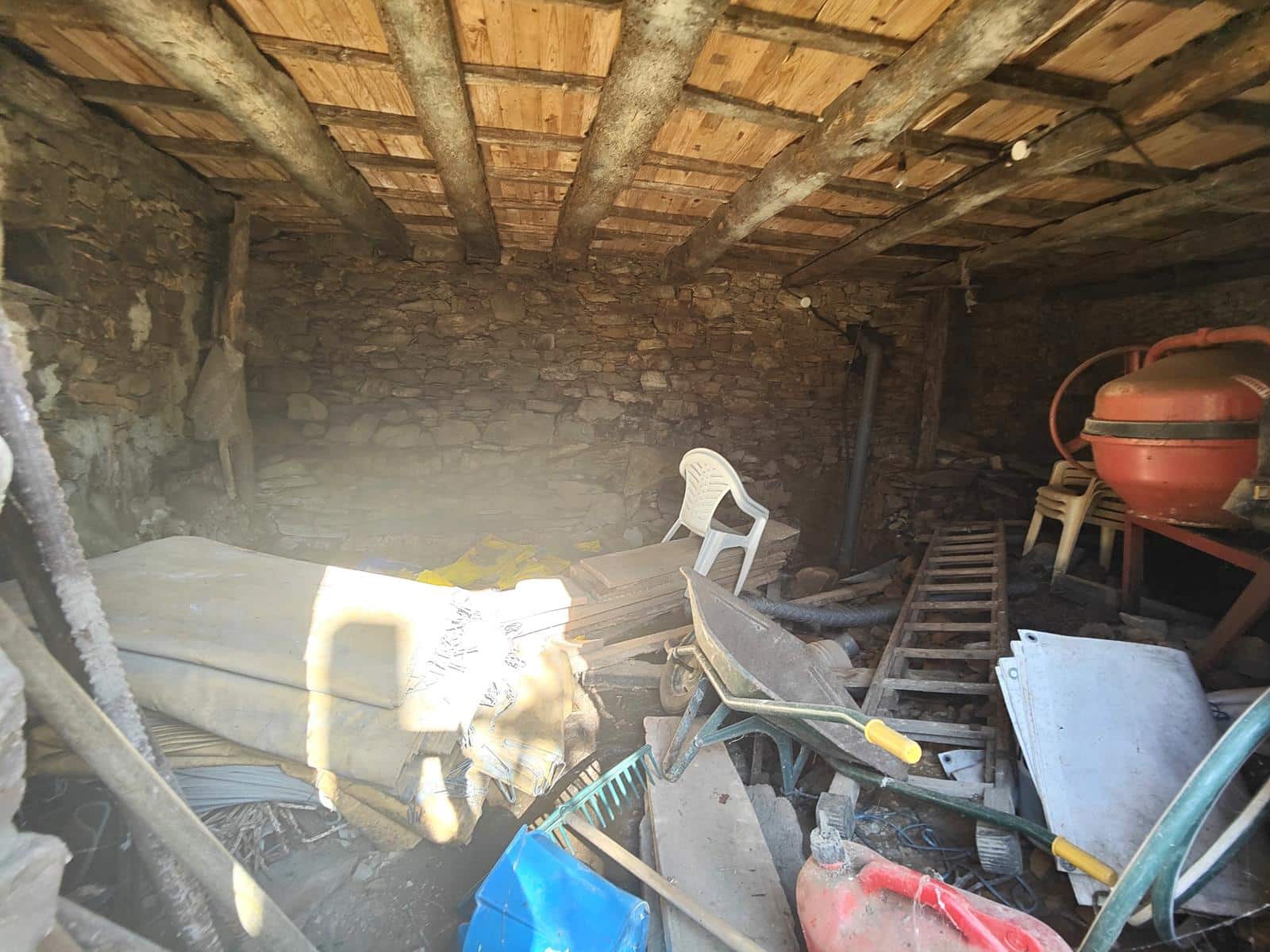 2 slaapkamer Finca/Landhuis te koop in Cudillero - € 50.000 (Ref: 7982330)