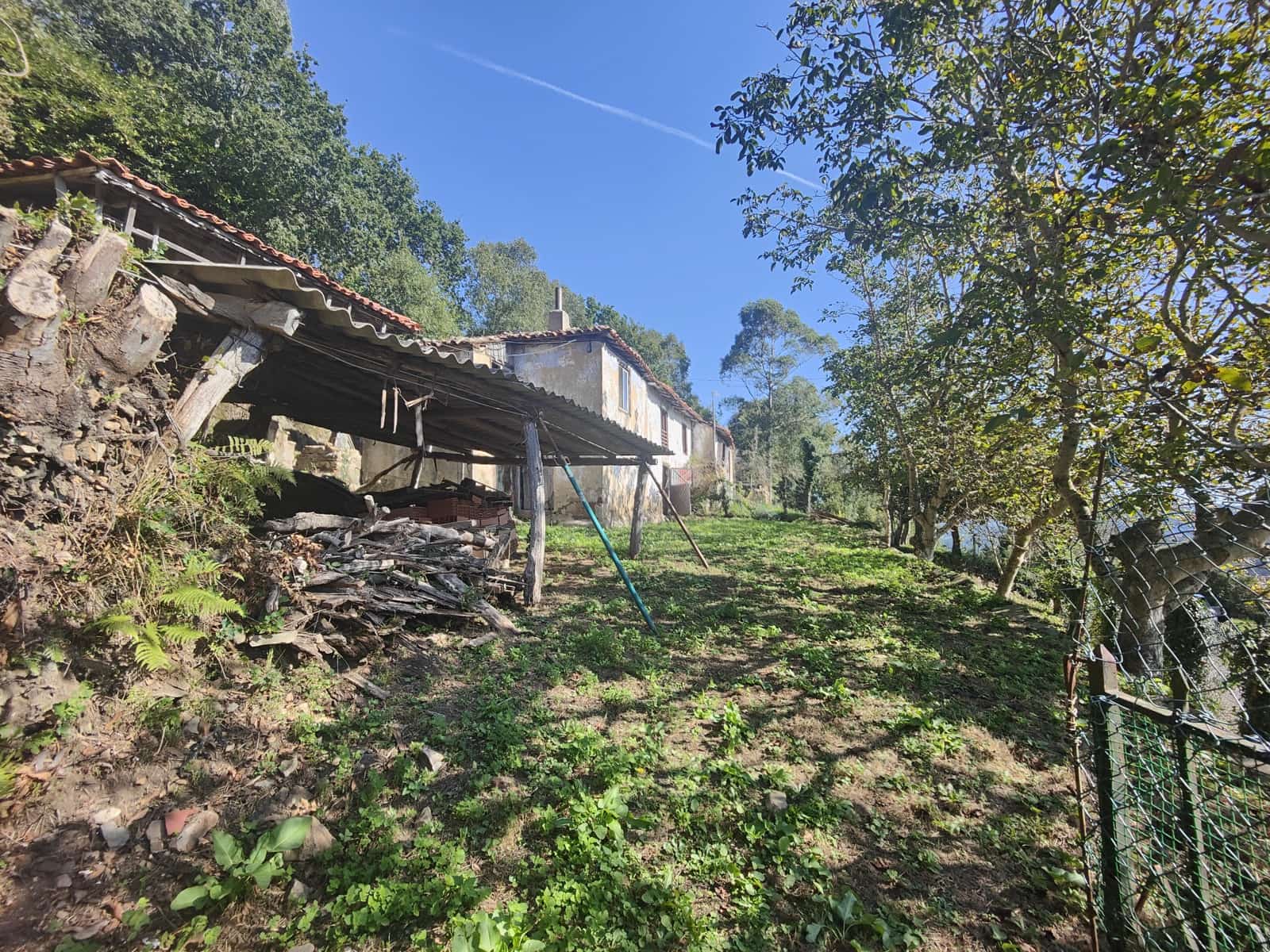2 slaapkamer Finca/Landhuis te koop in Cudillero - € 50.000 (Ref: 7982330)