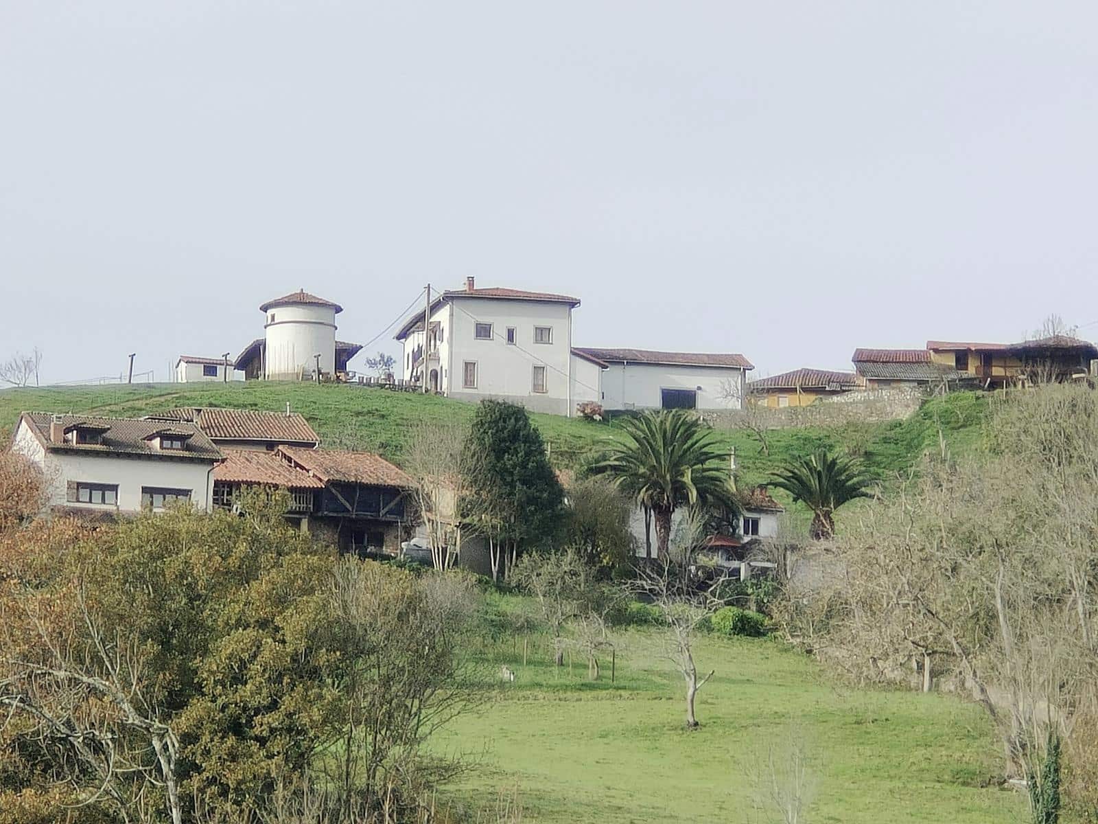 4 soveværelse Finca/Landehus til salg i Infiesto - € 285.000 (Ref: 8061290)