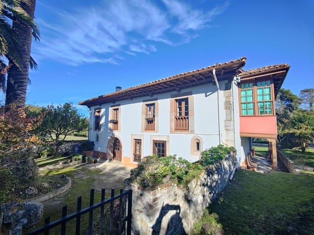 4 soveværelse Villa til salg i Llanes - € 650.000 (Ref: 8340001)