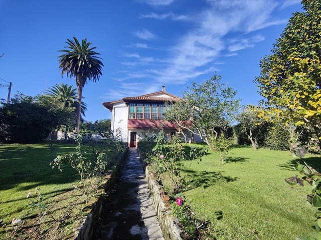 4 soveværelse Villa til salg i Llanes - € 650.000 (Ref: 8340001)