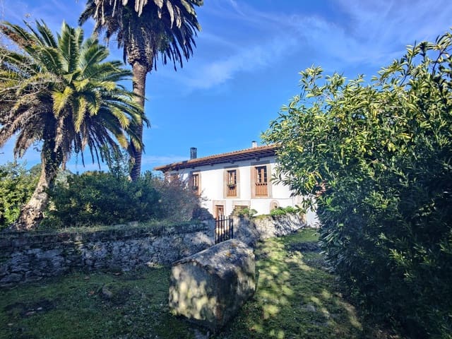 4 soveværelse Villa til salg i Llanes - € 650.000 (Ref: 8340001)