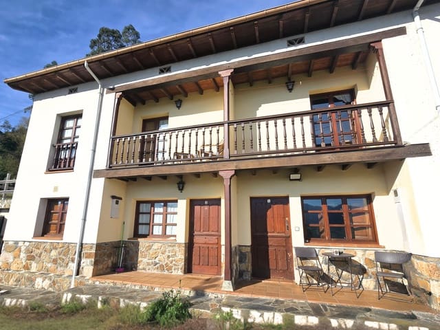 6 slaapkamer Halfvrijstaande villa te koop in Piloña met garage - € 250.000 (Ref: 8674653)