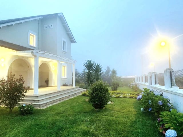 5 soverom Villa til salgs i Navia - € 650 000 (Ref: 8683607)