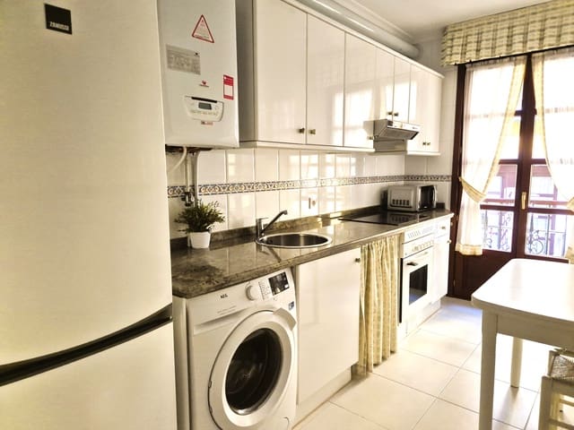 2 soveværelse Lejlighed til salg i Gijón med garage - € 325.000 (Ref: 8705649)