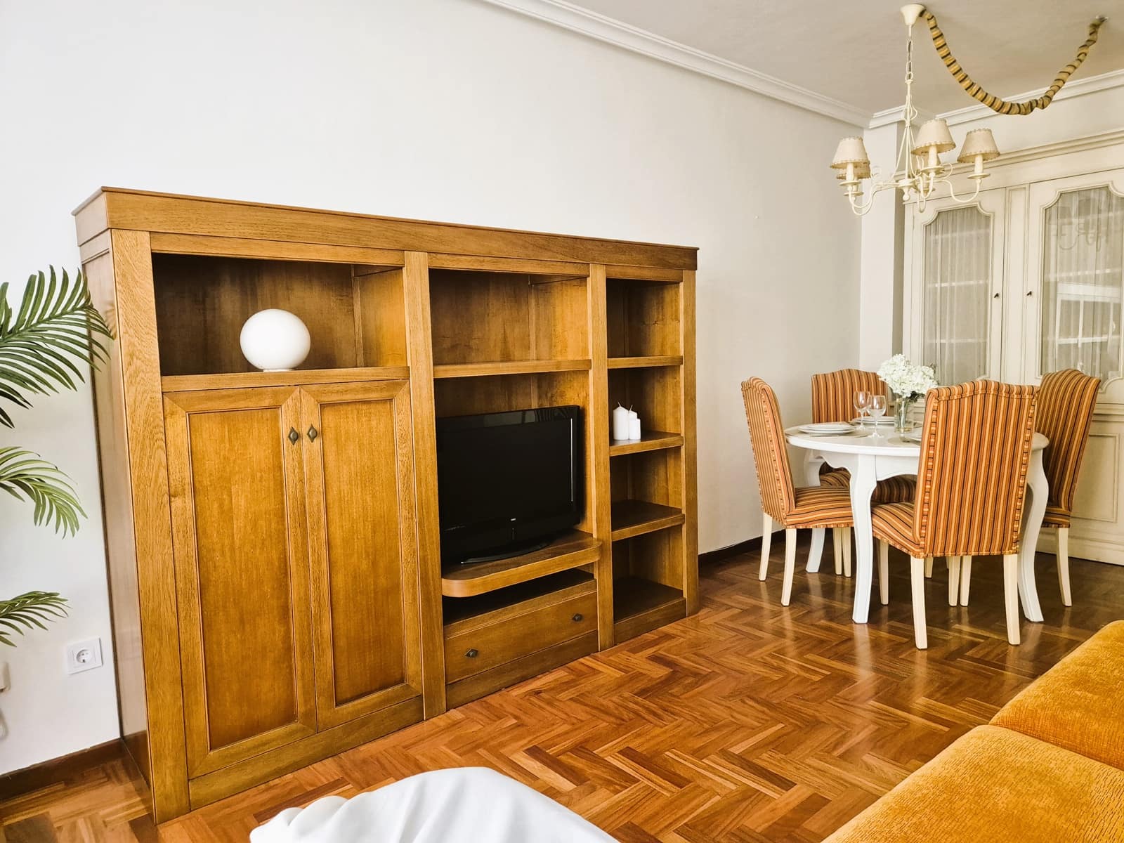 2 soveværelse Lejlighed til salg i Gijon med garage - € 325.000 (Ref: 8705649)