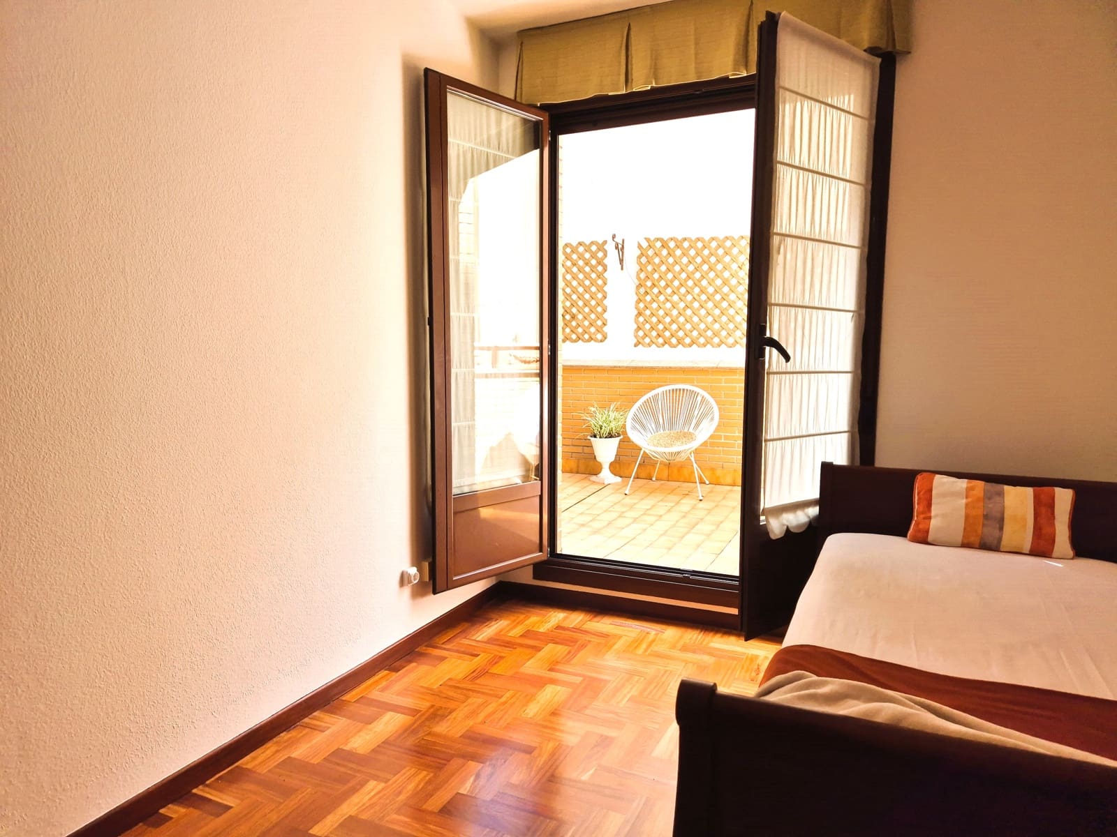 2 soveværelse Lejlighed til salg i Gijon med garage - € 325.000 (Ref: 8705649)