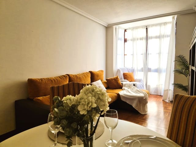 2 soveværelse Lejlighed til salg i Gijón med garage - € 325.000 (Ref: 8705649)