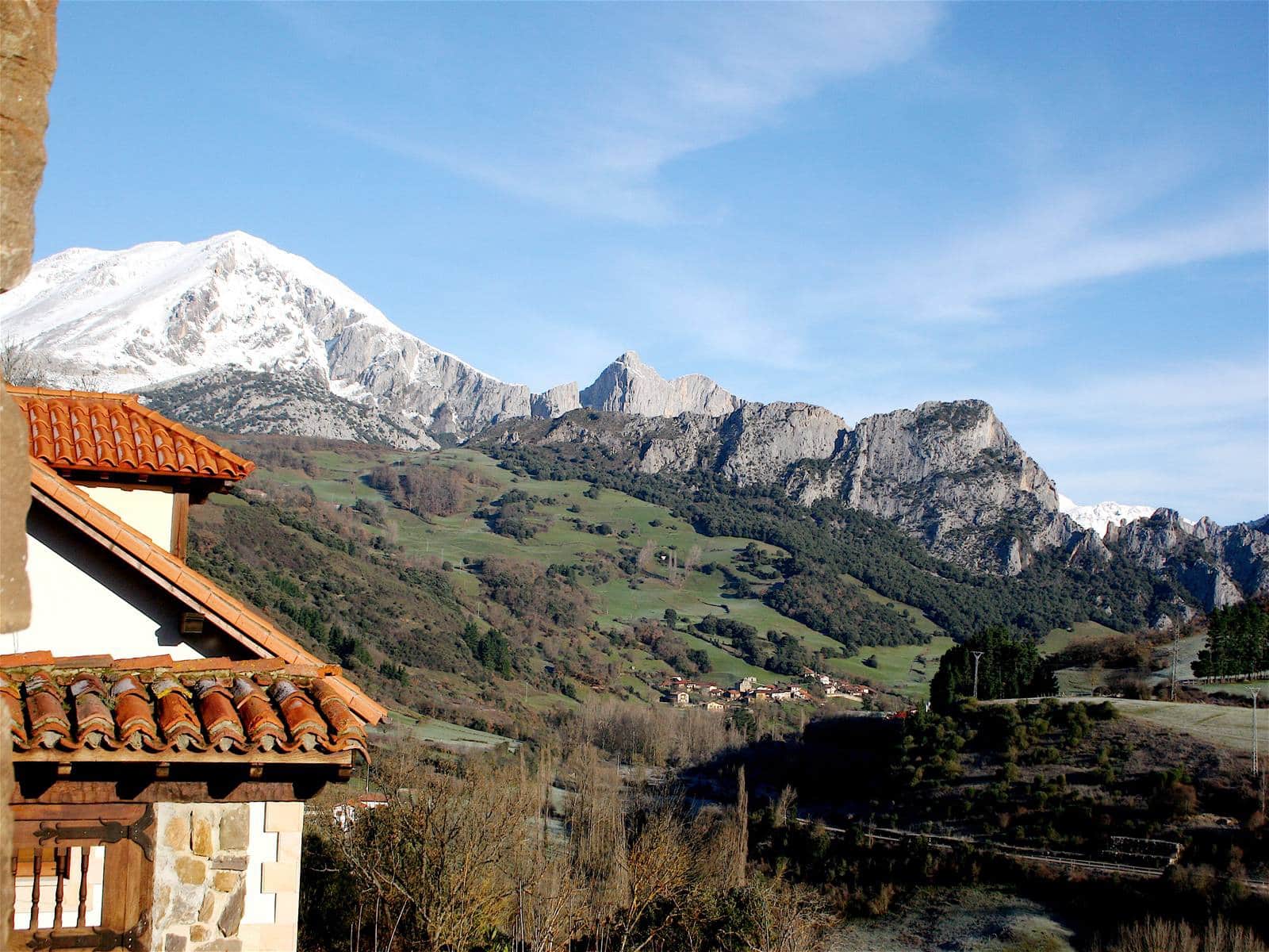 6 soveværelse Finca/Landehus til salg i Potes - € 490.000 (Ref: 8839797)