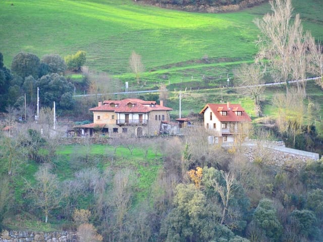 6 slaapkamer Finca/Landhuis te koop in Potes - € 490.000 (Ref: 8839797)