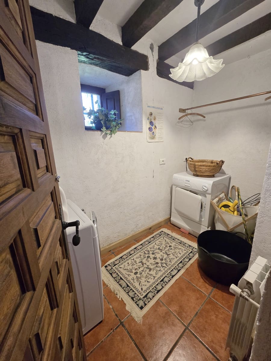 6 soveværelse Finca/Landehus til salg i Potes - € 490.000 (Ref: 8839797)