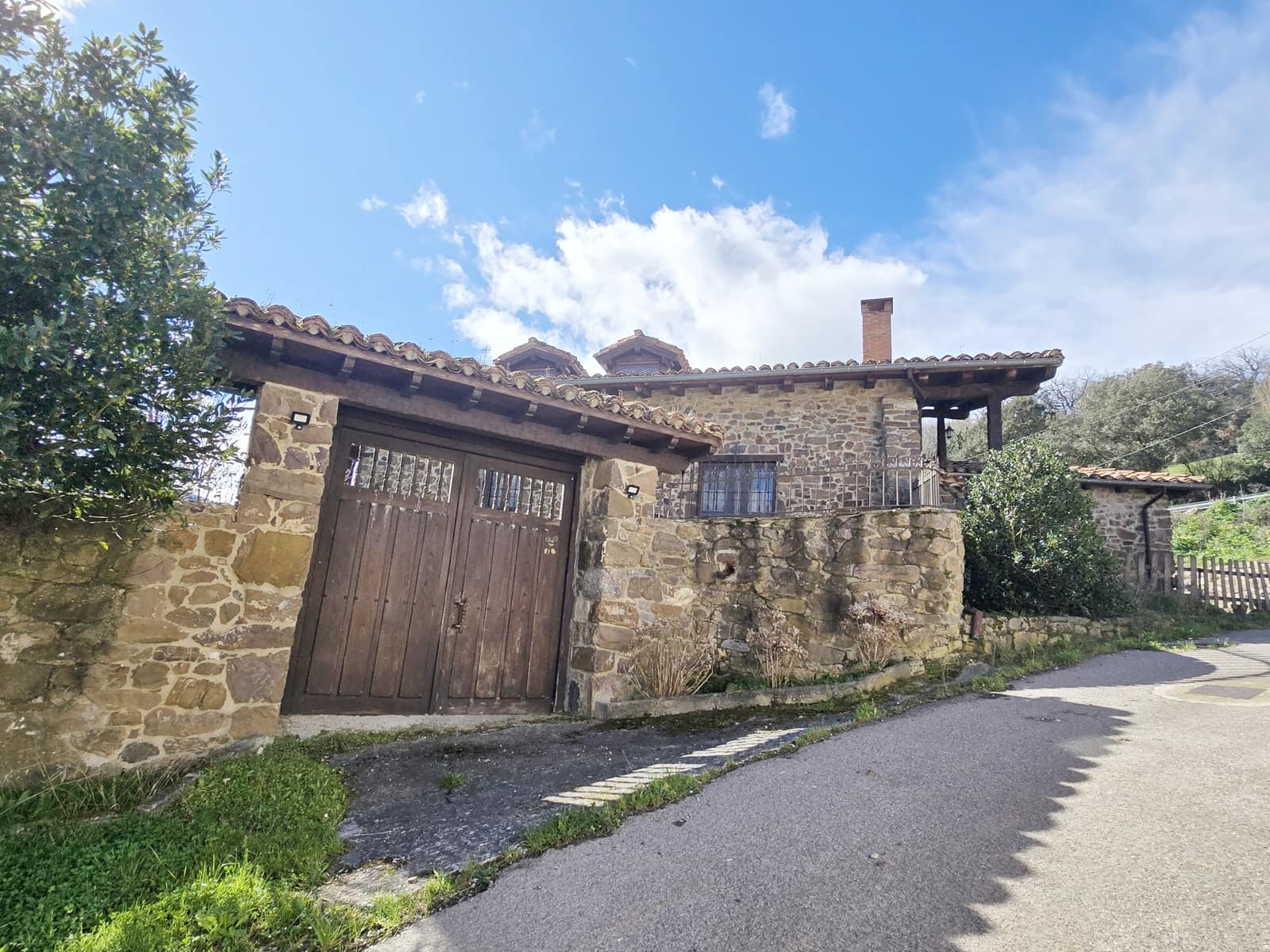 6 soveværelse Finca/Landehus til salg i Potes - € 490.000 (Ref: 8839797)