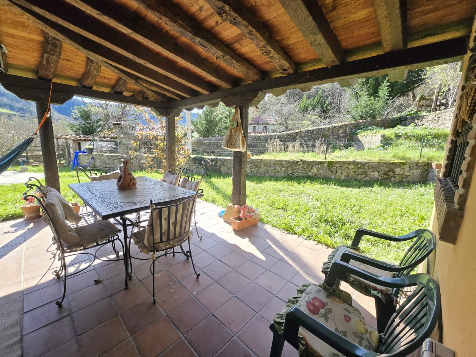 6 soveværelse Finca/Landehus til salg i Potes - € 490.000 (Ref: 8839797)