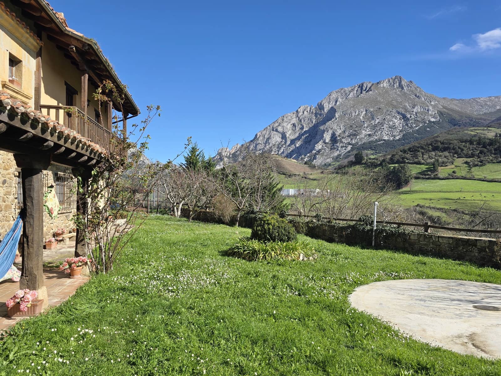 6 soveværelse Finca/Landehus til salg i Potes - € 490.000 (Ref: 8839797)