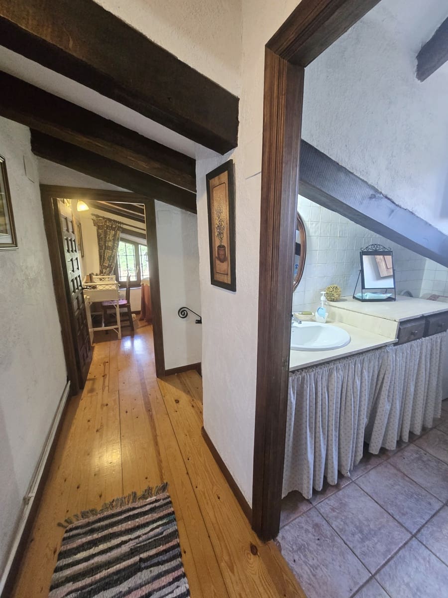 6 soveværelse Finca/Landehus til salg i Potes - € 490.000 (Ref: 8839797)