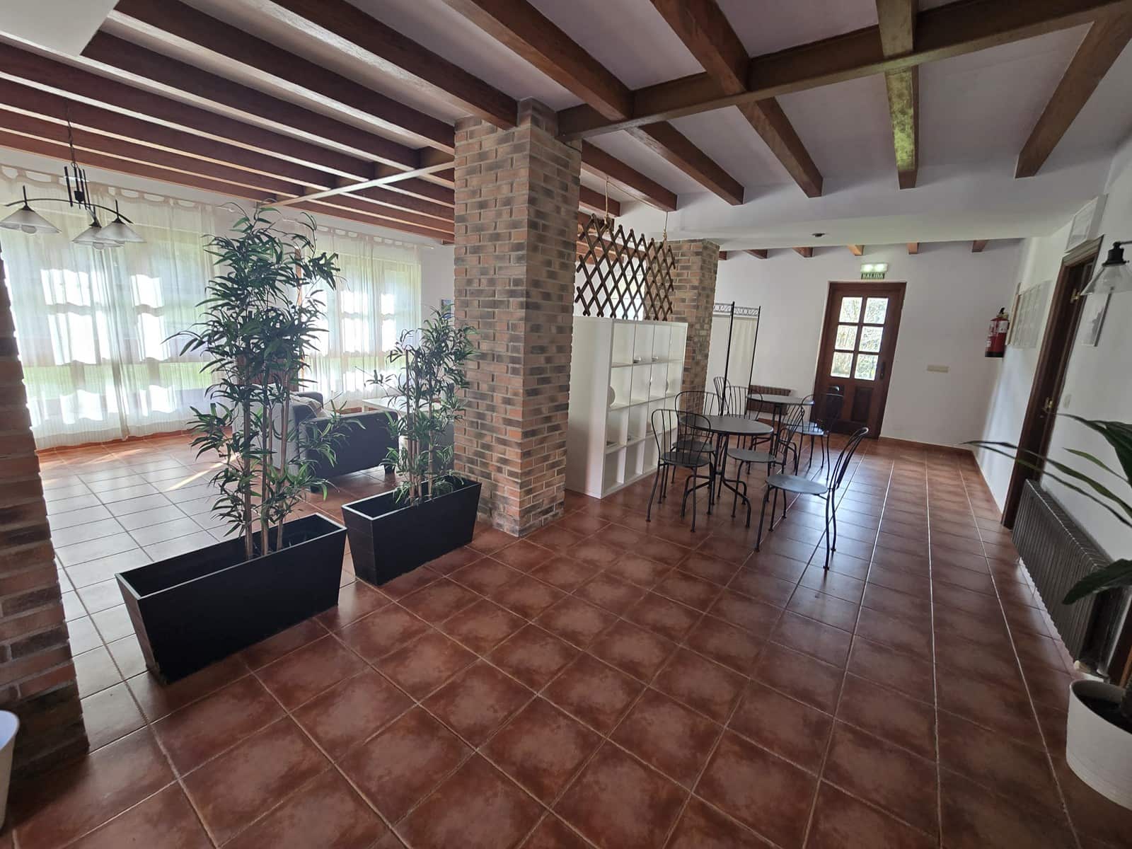 32 soveværelse Virksomhed til salg i Cabrales - € 1.400.000 (Ref: 8862880)