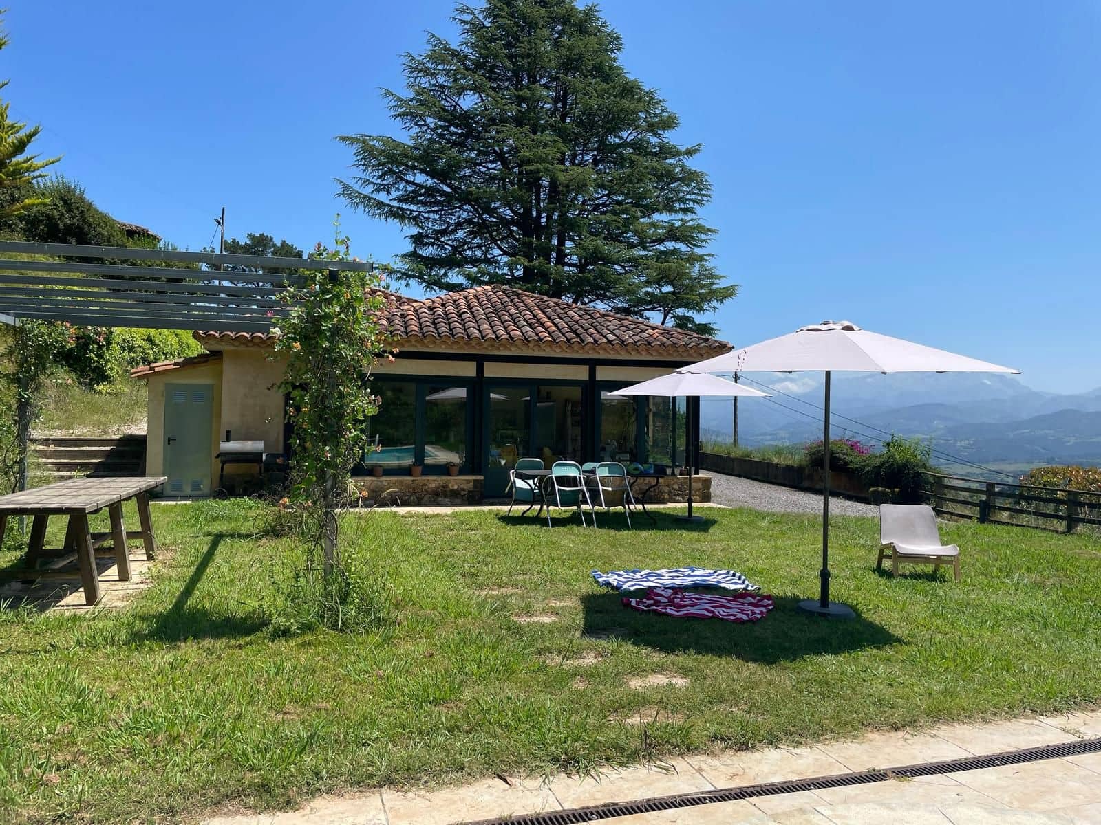 Finca/Landehus til salg i Arriondas med swimmingpool garage - € 400.000 (Ref: 8990112)