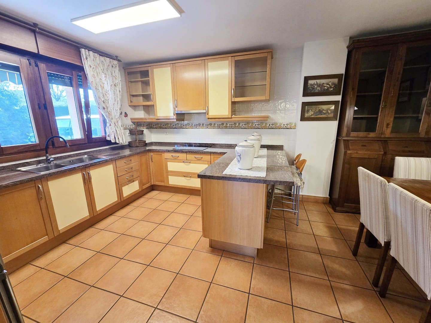 3 bedroom Villa for sale in Llanera with pool - € 498,000 (Ref: 9788763)