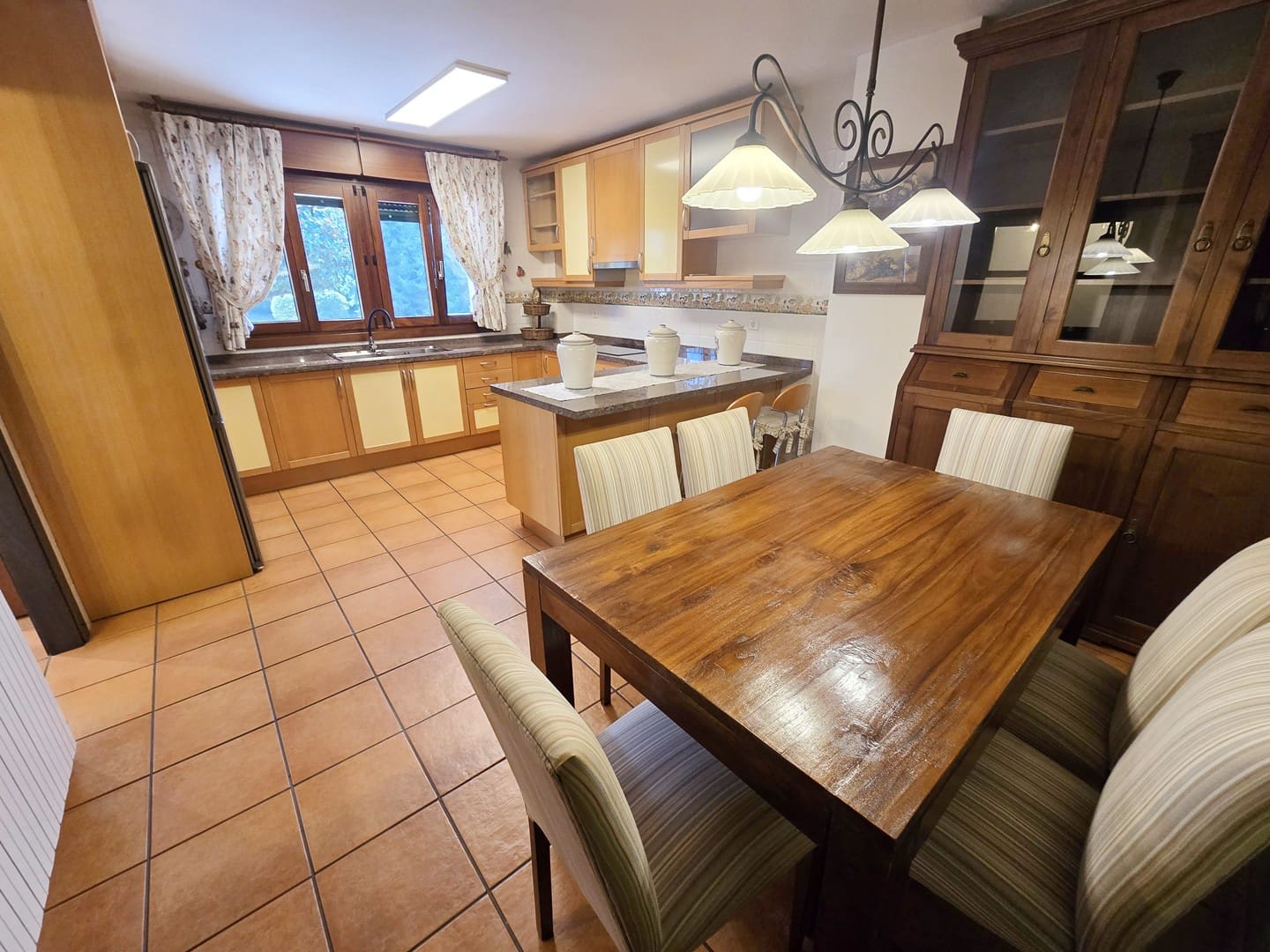 3 bedroom Villa for sale in Llanera with pool - € 498,000 (Ref: 9788763)