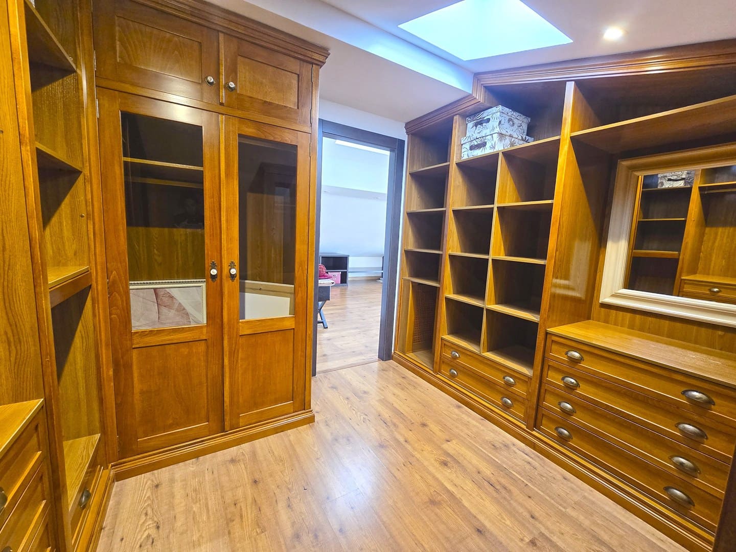 3 bedroom Villa for sale in Llanera with pool - € 498,000 (Ref: 9788763)