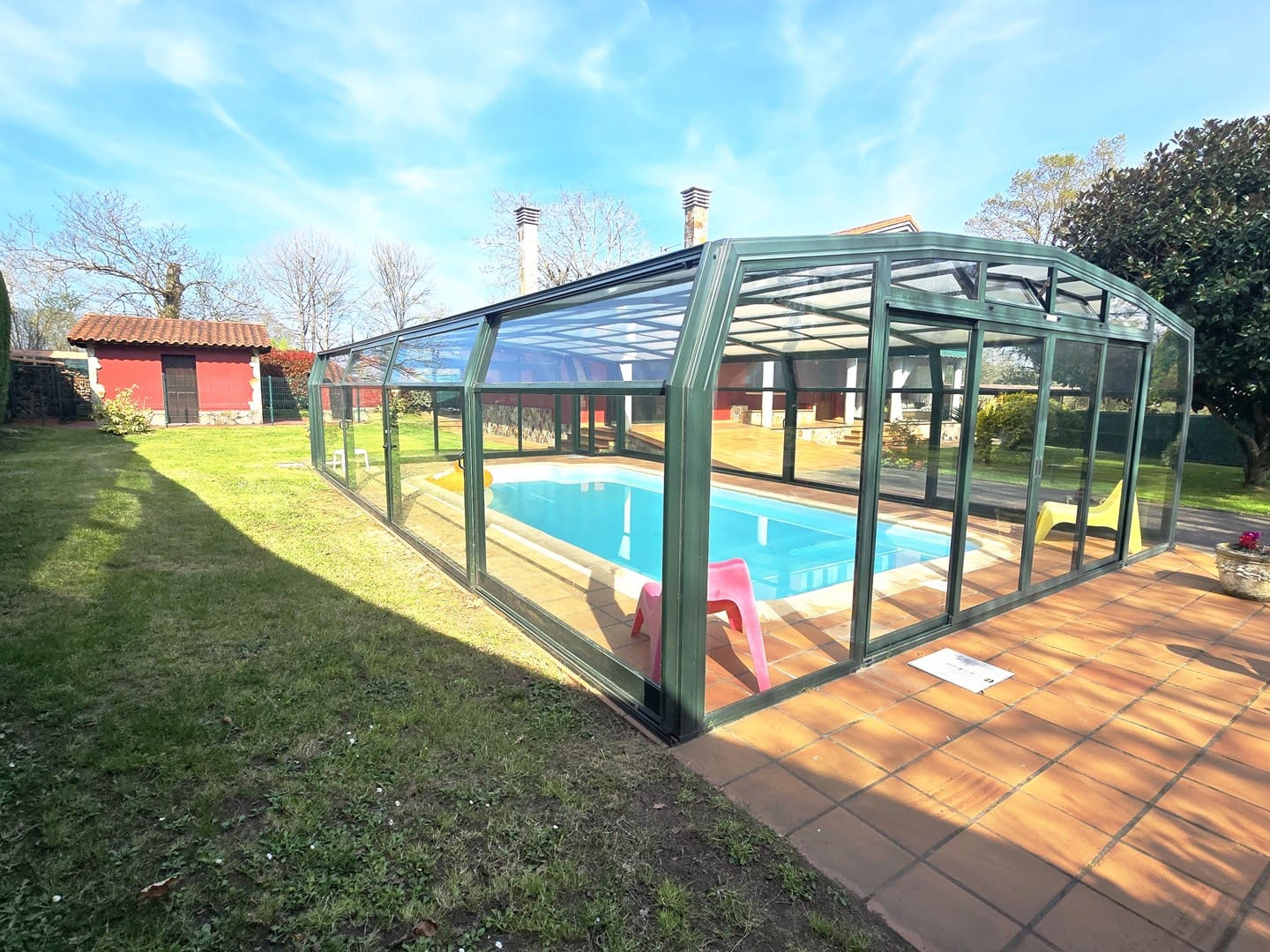 3 bedroom Villa for sale in Llanera with pool - € 498,000 (Ref: 9788763)