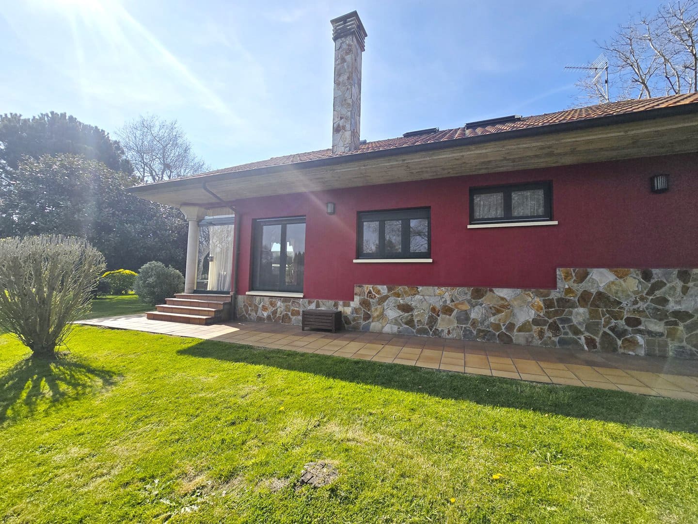 3 bedroom Villa for sale in Llanera with pool - € 498,000 (Ref: 9788763)