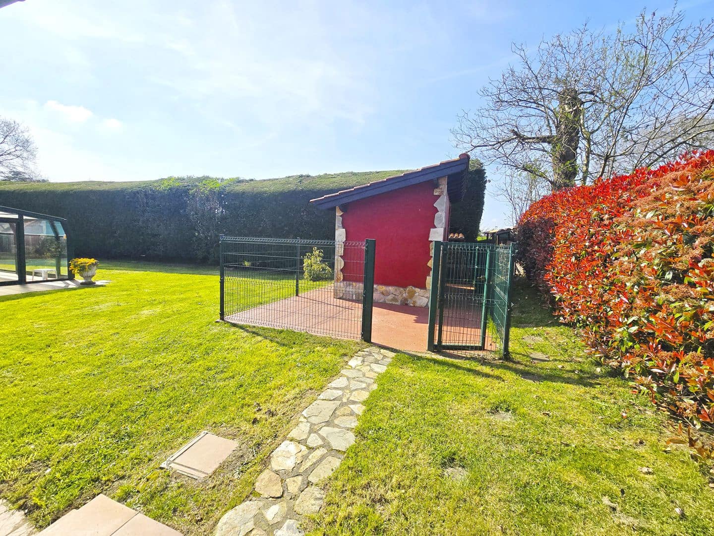 3 bedroom Villa for sale in Llanera with pool - € 498,000 (Ref: 9788763)