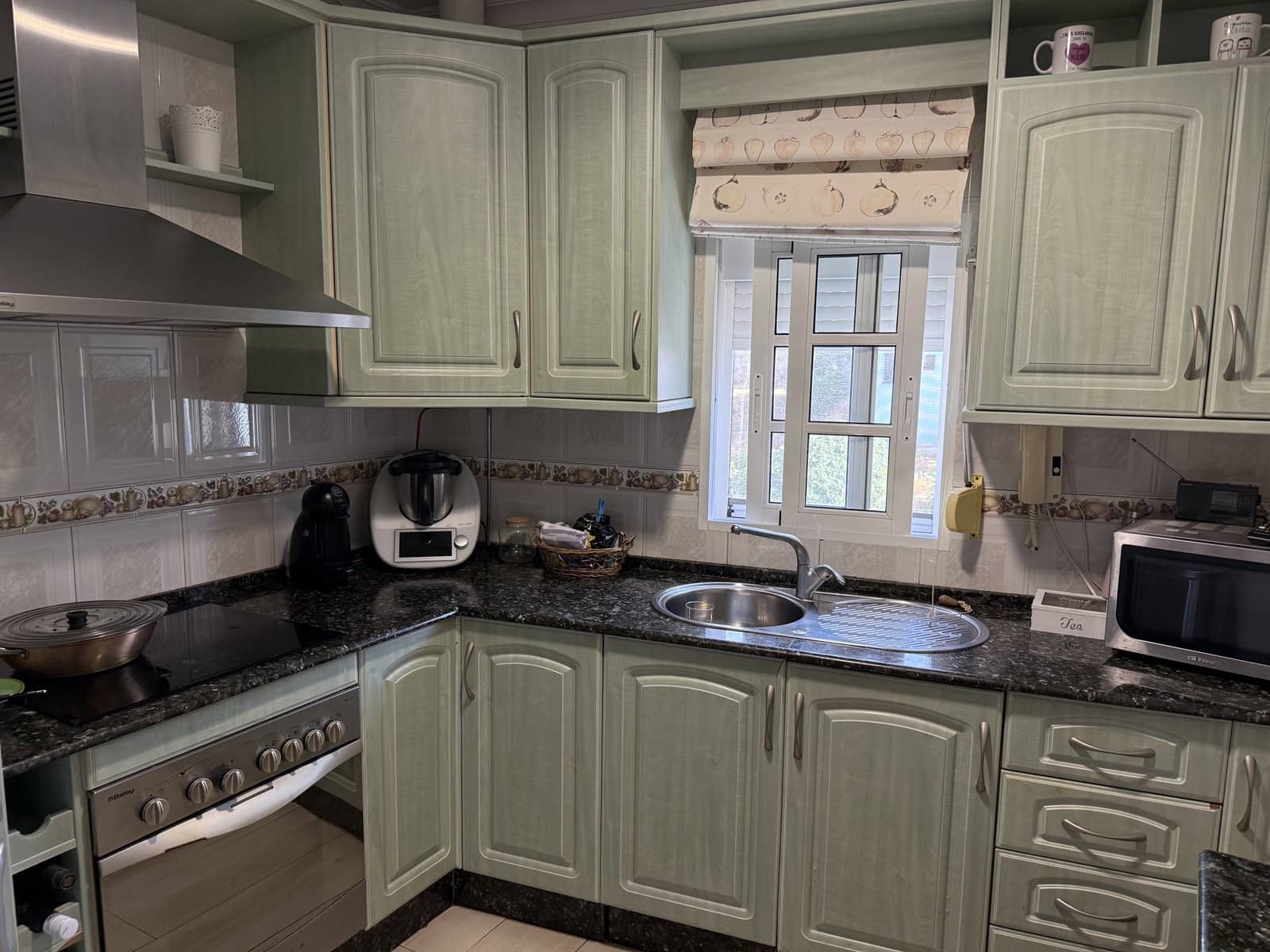 2 bedroom Apartment for sale in Vejer de la Frontera - € 265,000 (Ref: 10162046)