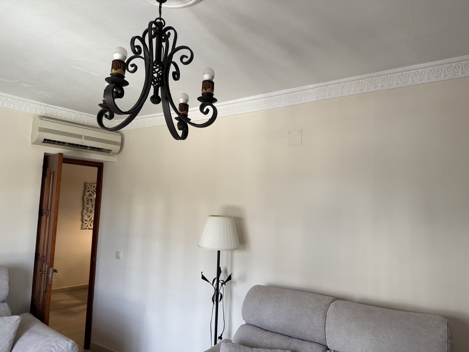 2 bedroom Apartment for sale in Vejer de la Frontera - € 265,000 (Ref: 10162046)