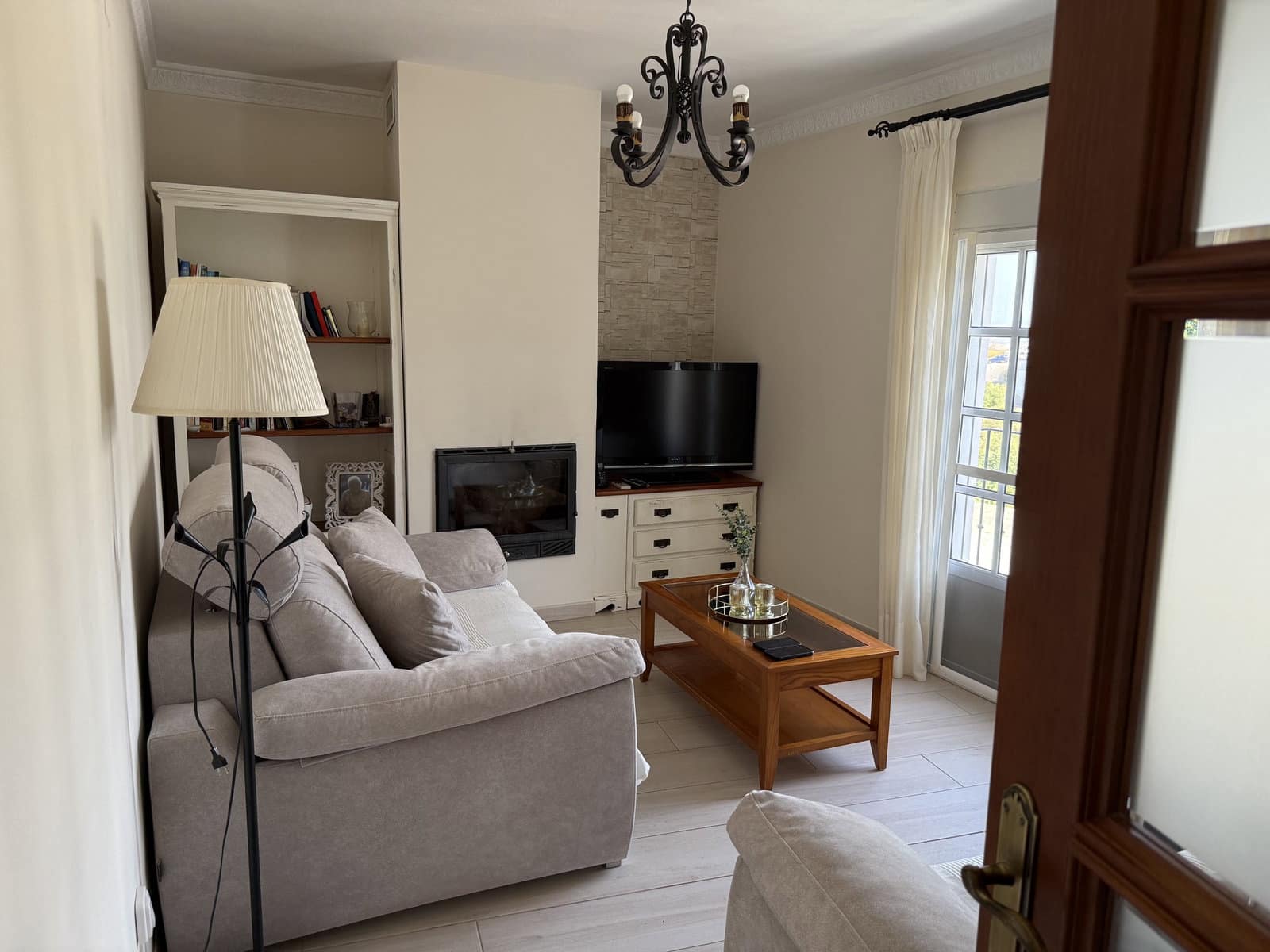 2 bedroom Apartment for sale in Vejer de la Frontera - € 265,000 (Ref: 10162046)