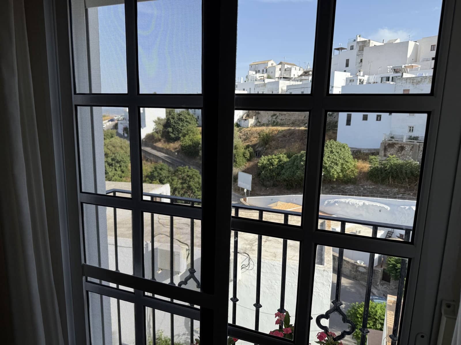 2 bedroom Apartment for sale in Vejer de la Frontera - € 265,000 (Ref: 10162046)