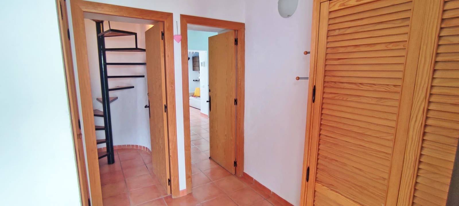 3 bedroom Apartment for sale in Vejer de la Frontera - € 260,000 (Ref: 4287191)