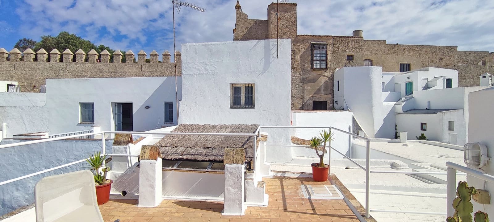 3 bedroom Apartment for sale in Vejer de la Frontera - € 260,000 (Ref: 4287191)