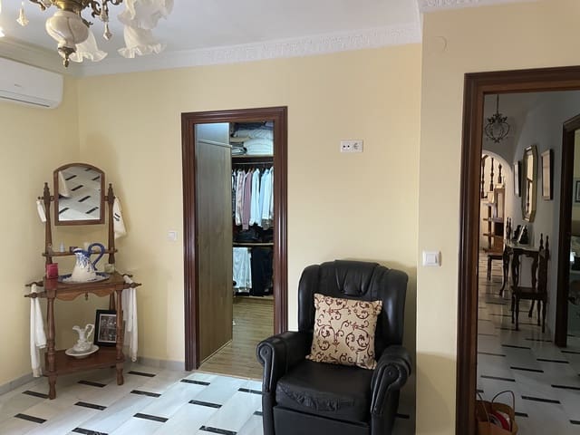 6 bedroom Townhouse for sale in Vejer de la Frontera - € 480,000 (Ref: 4820385)