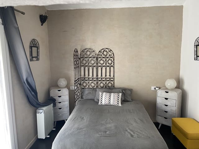 2 bedroom Townhouse for sale in Vejer de la Frontera - € 269,000 (Ref: 9256578)