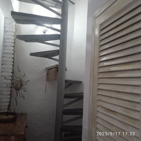 2 bedroom Townhouse for sale in Vejer de la Frontera - € 269,000 (Ref: 9256578)