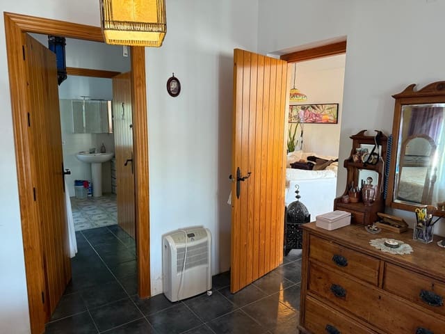 2 bedroom Finca/Country House for sale in Vejer de la Frontera with pool - € 380,000 (Ref: 9314290)