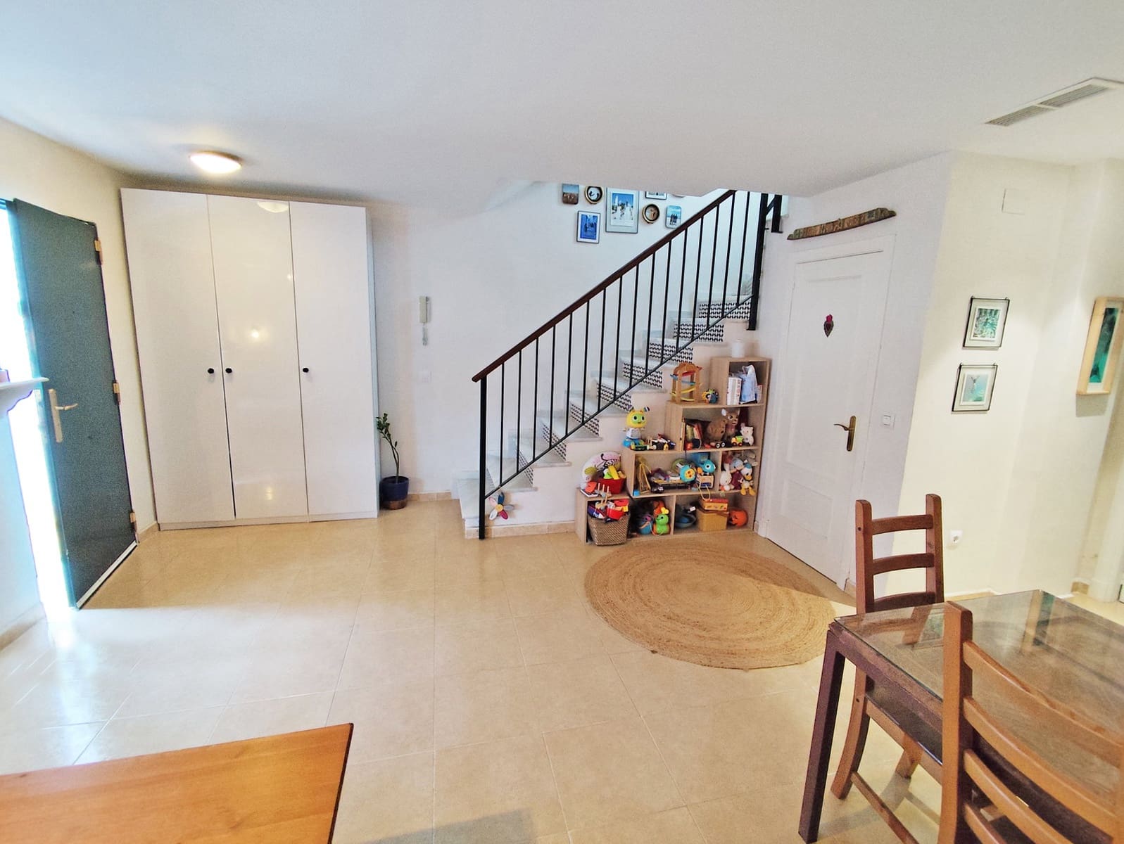 5 bedroom Townhouse for sale in Vejer de la Frontera with pool - € 350,000 (Ref: 9889519)