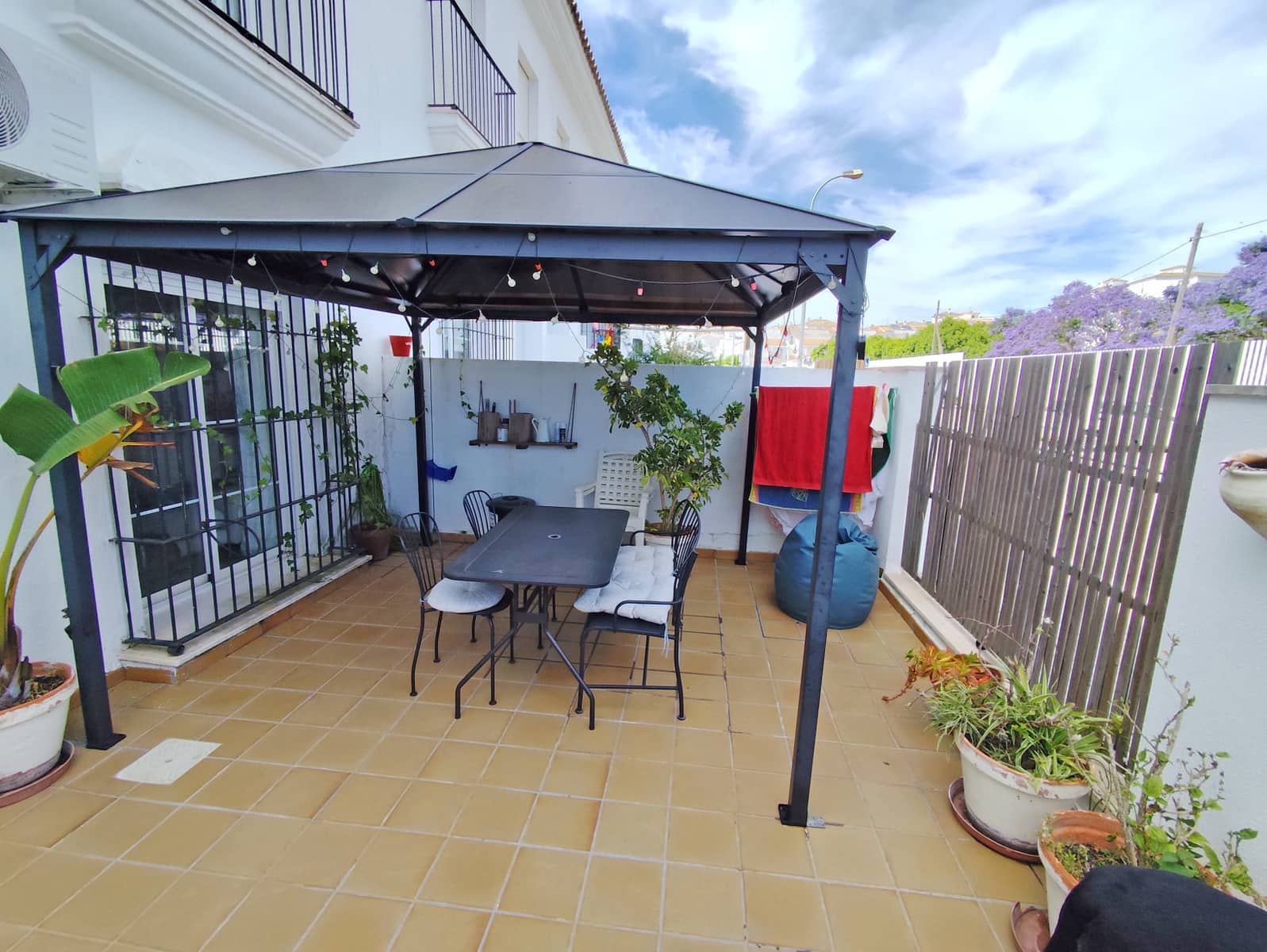 5 bedroom Townhouse for sale in Vejer de la Frontera with pool - € 350,000 (Ref: 9889519)
