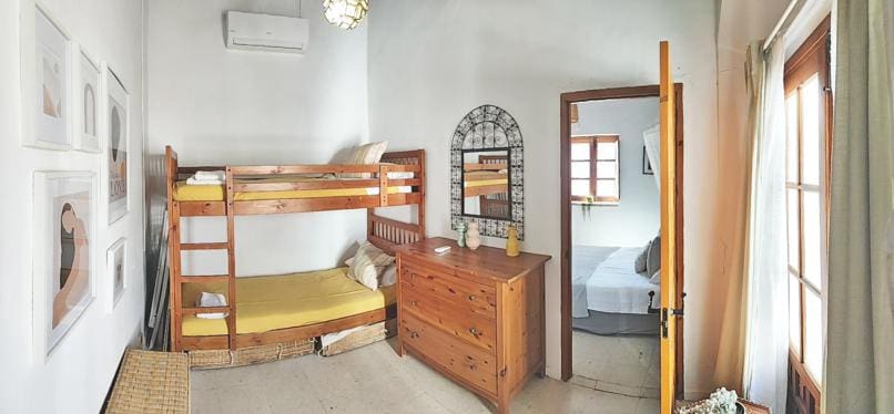 2 bedroom Apartment for sale in Vejer de la Frontera - € 199,000 (Ref: 9889520)