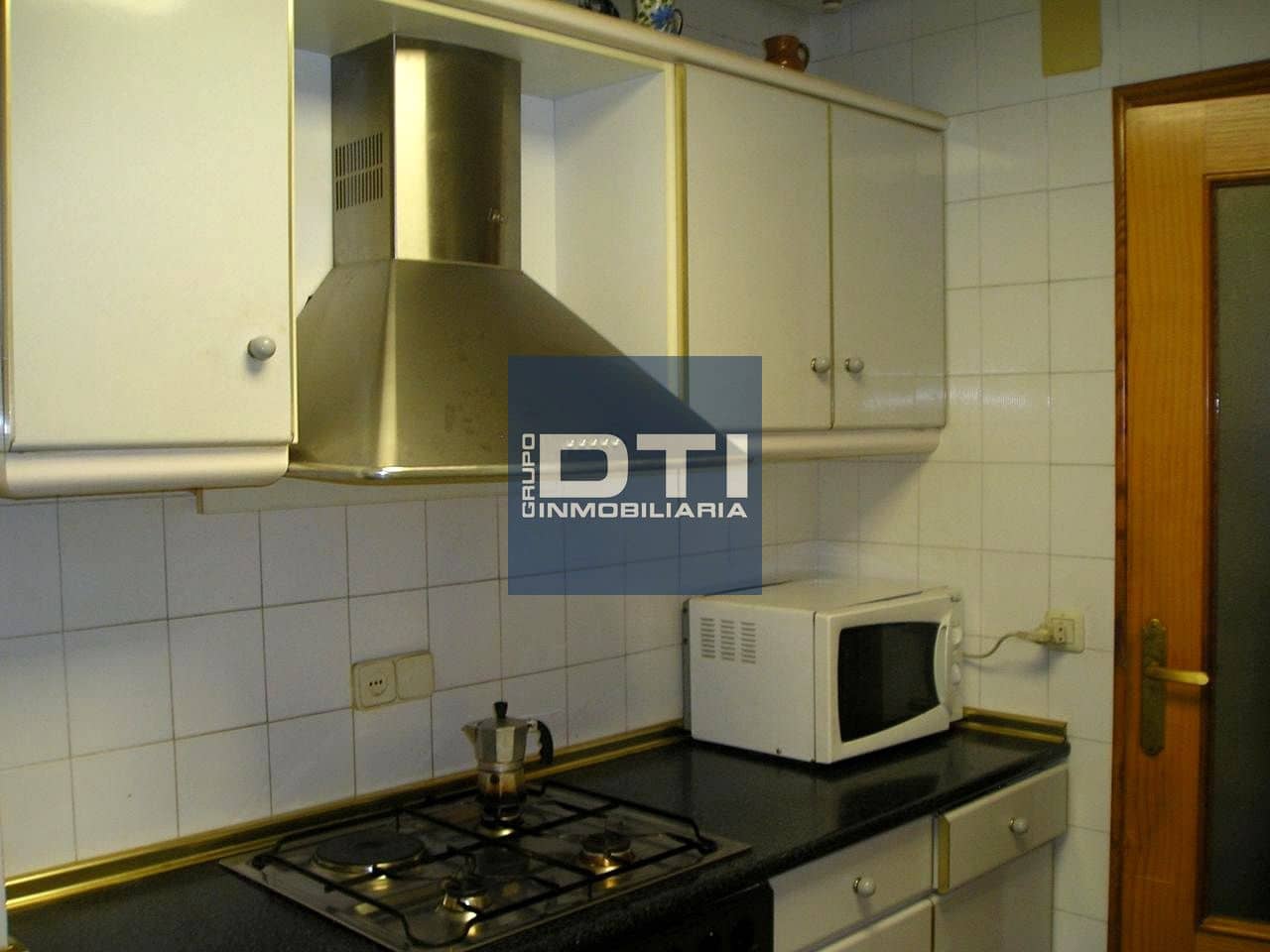 4 slaapkamer Flat te koop in Albacete stad met garage - € 265.000 (Ref: 9394112)