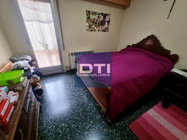 4 slaapkamer Flat te koop in Franciscanos, Albacete stad met garage - € 265.000 (Ref: 9394112)