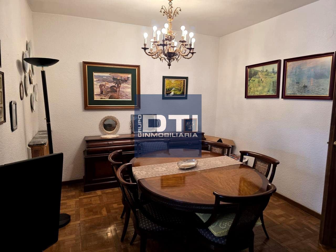 6 slaapkamer Flat te koop in Albacete stad met garage - € 537.000 (Ref: 9394113)