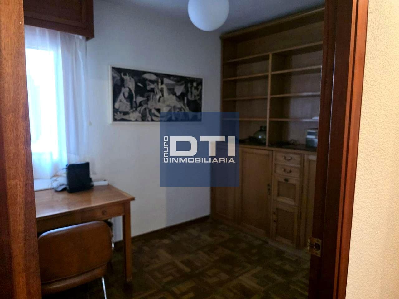 6 slaapkamer Flat te koop in Albacete stad met garage - € 537.000 (Ref: 9394113)